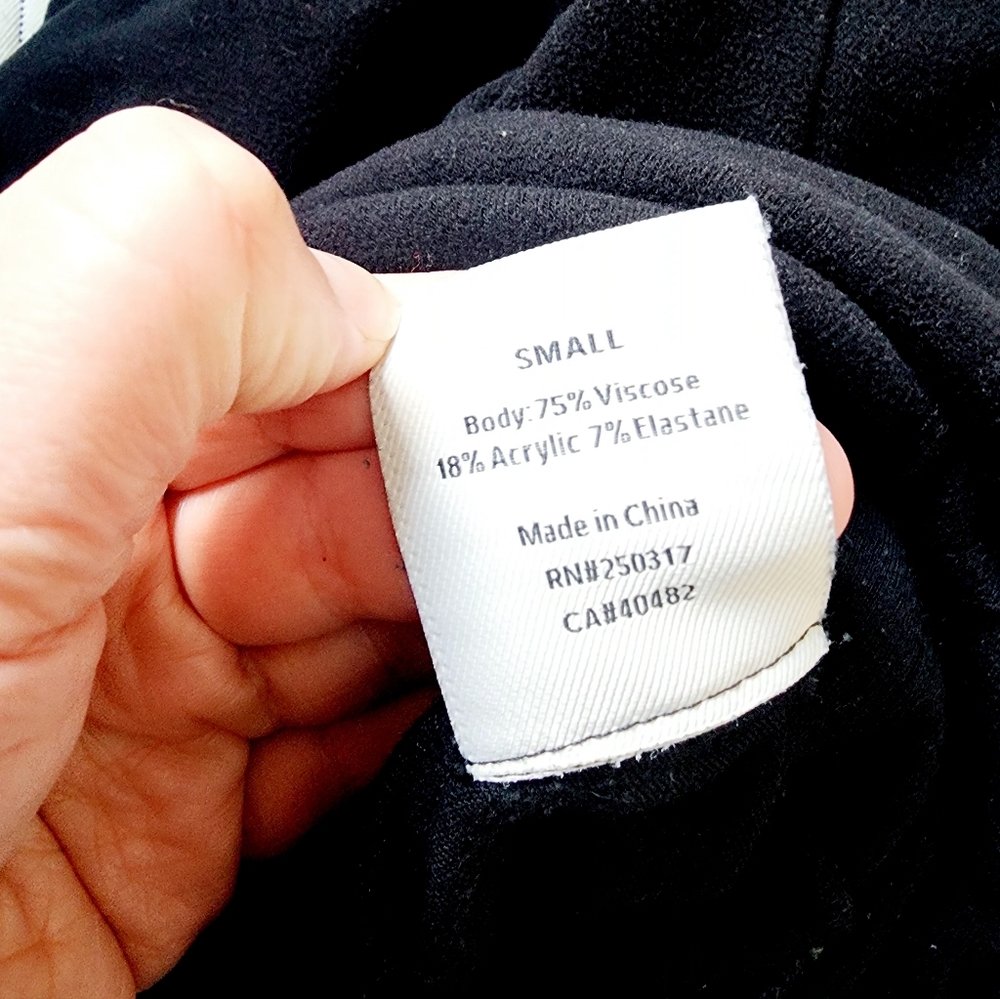 Varley Black Pullover - image 5